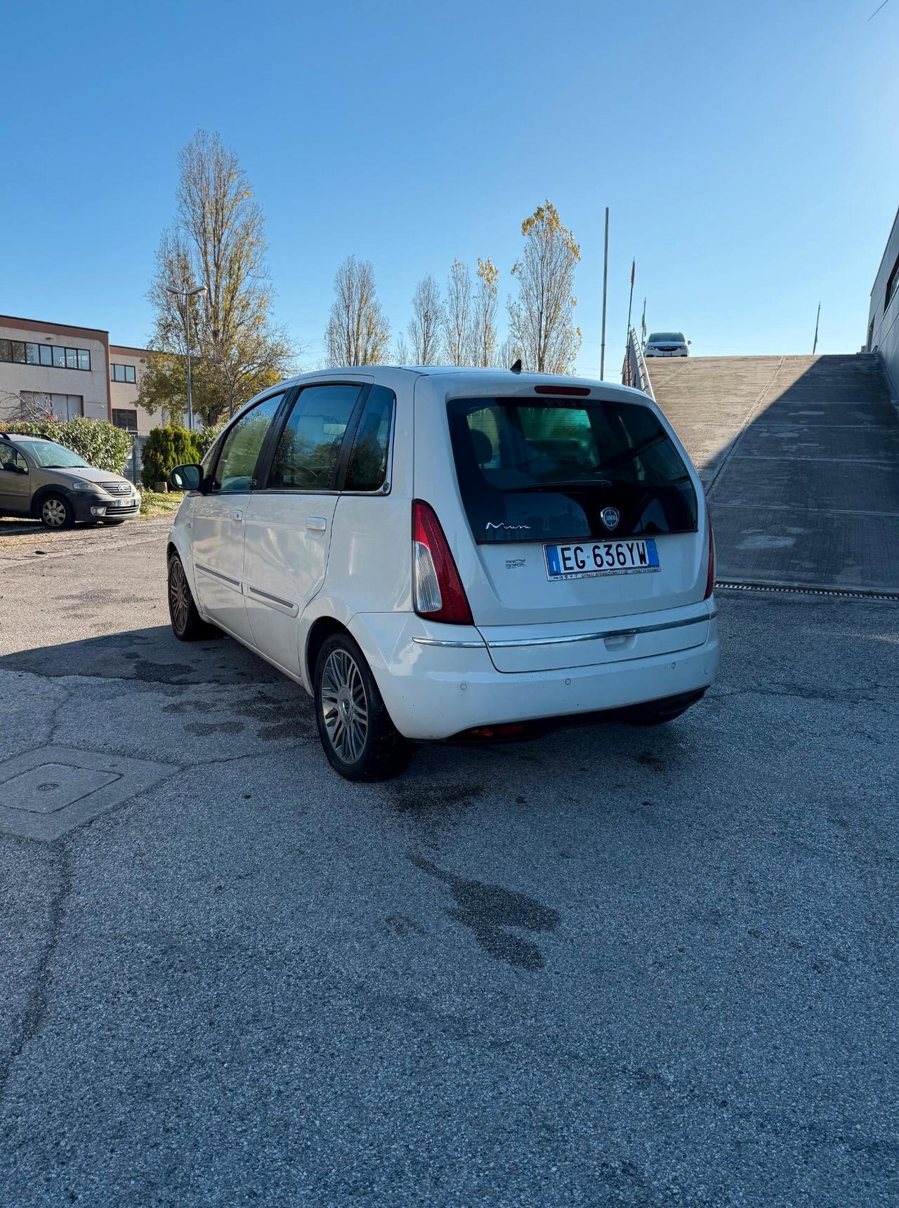 Lancia MUSA 1.4 8V Ecochic (GPL) 5th Avenue