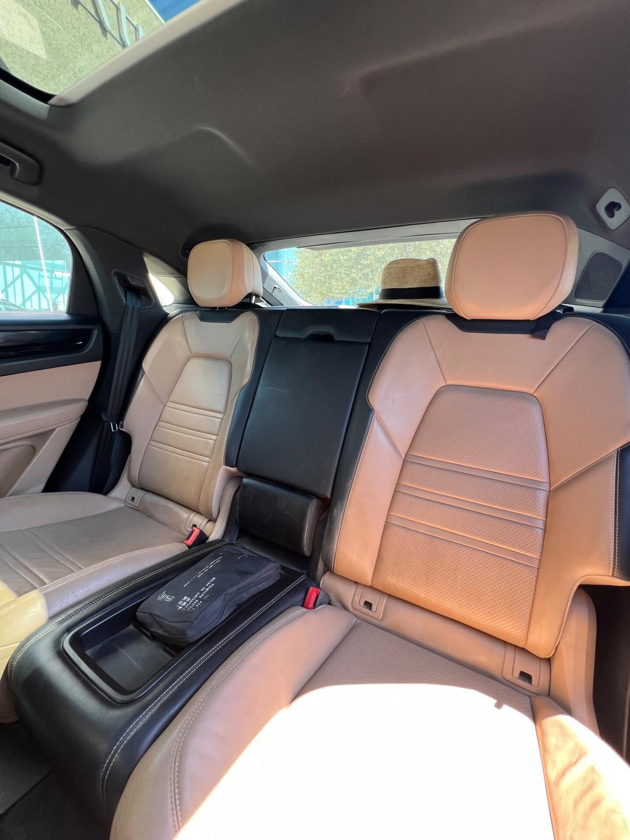 Porsche Cayenne Coupé 3.0 V6 E-Hybrid 340CV - SUPER OFFERTA T-STOCK