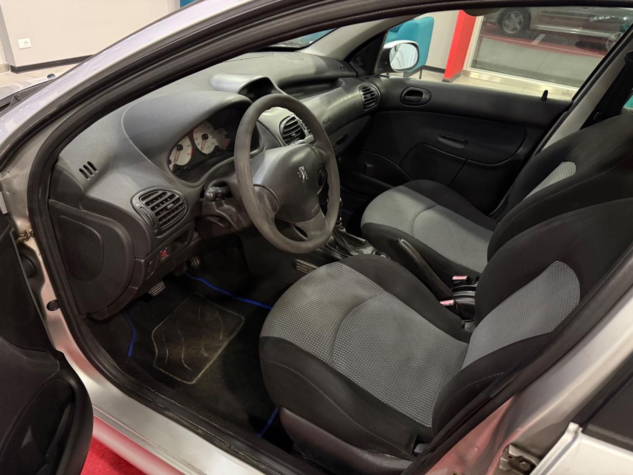 Peugeot 206 1.1 SW S