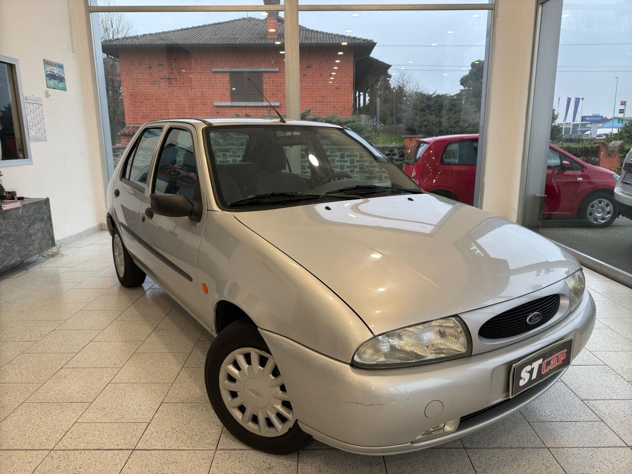 Ford Fiesta 1.2i 16V cat 5 porte 60cv