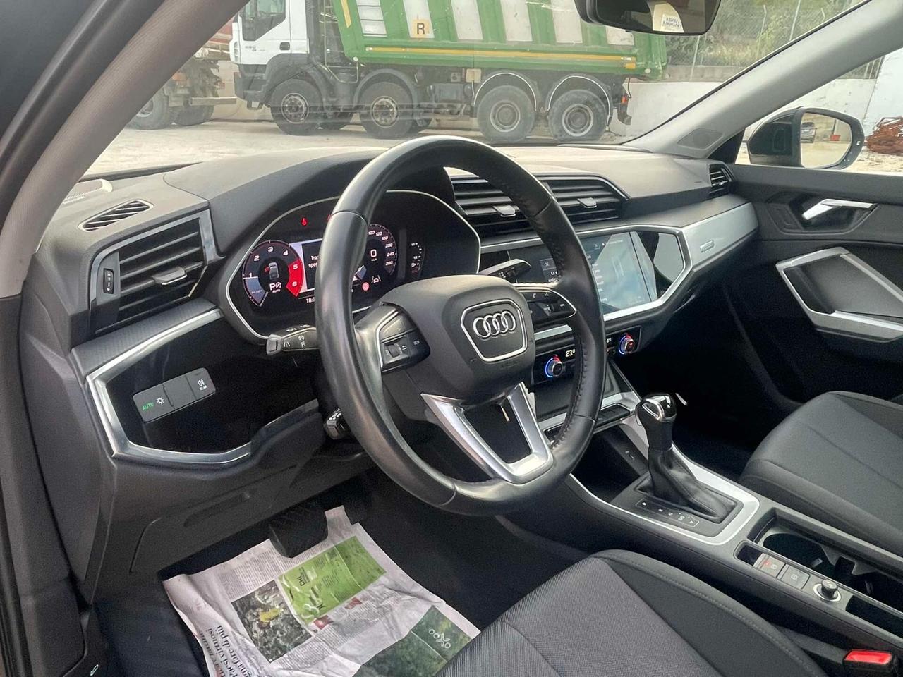 Audi Q3 AUDI Q3 35 TDI S tronic **IVA ESPOSTA**