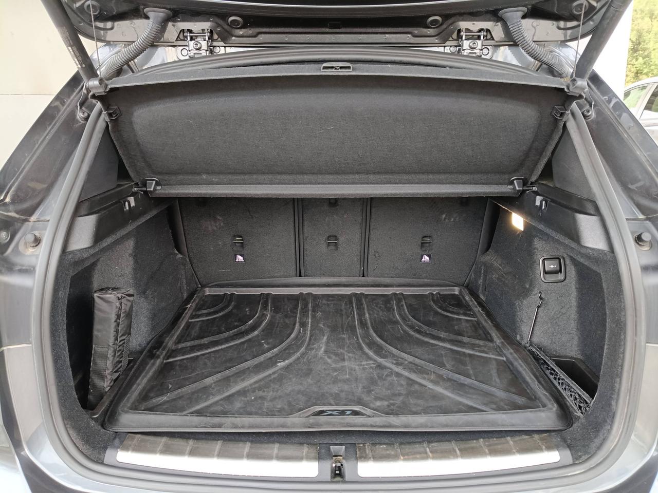 BMW X1 F48 2019 - X1 xdrive18d xLine Plus auto