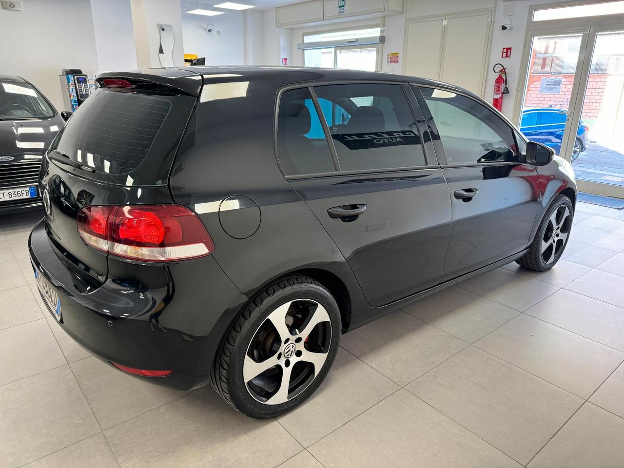 Volkswagen Golf 2.0 TDI 140CV DPF DSG 5p. Highline