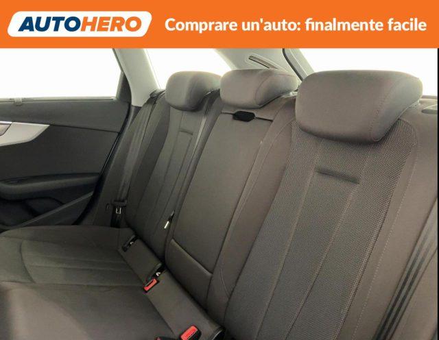 AUDI A4 35 TFSI Business Advanced