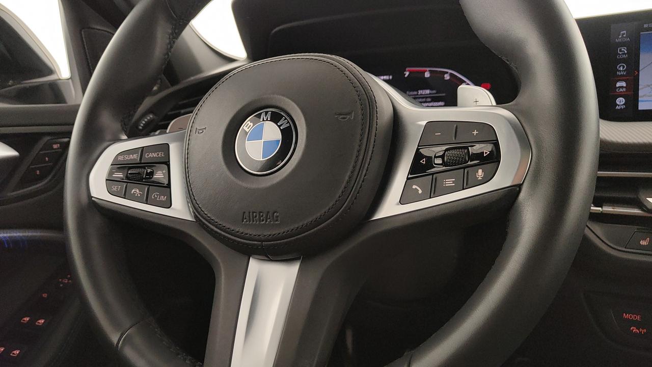 BMW Serie 1 F40 - M 135i xdrive auto