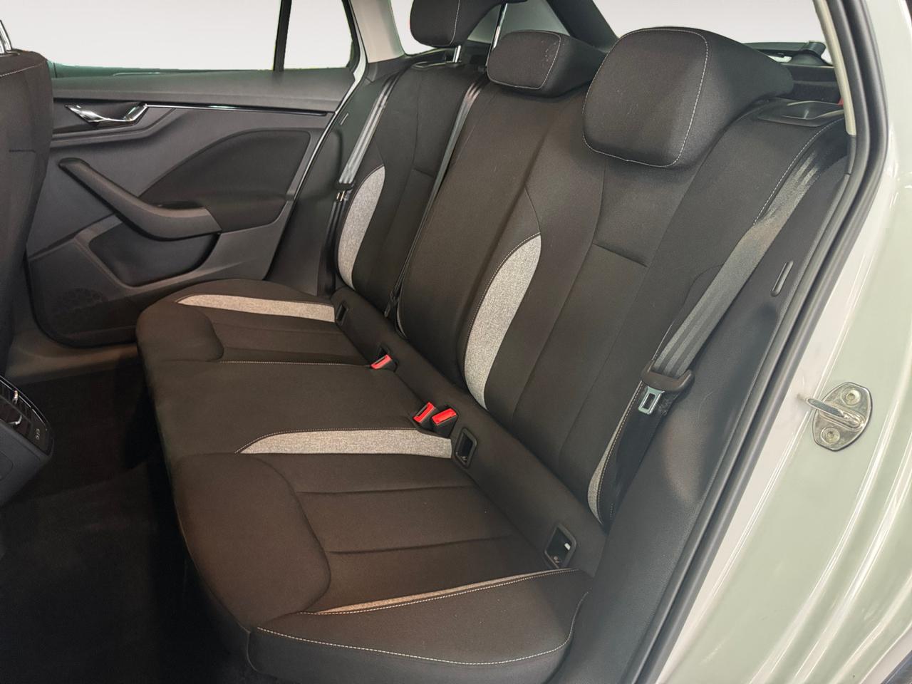 Skoda Kamiq 1.0 tsi Black Dots 115cv IVA ESPOSTA