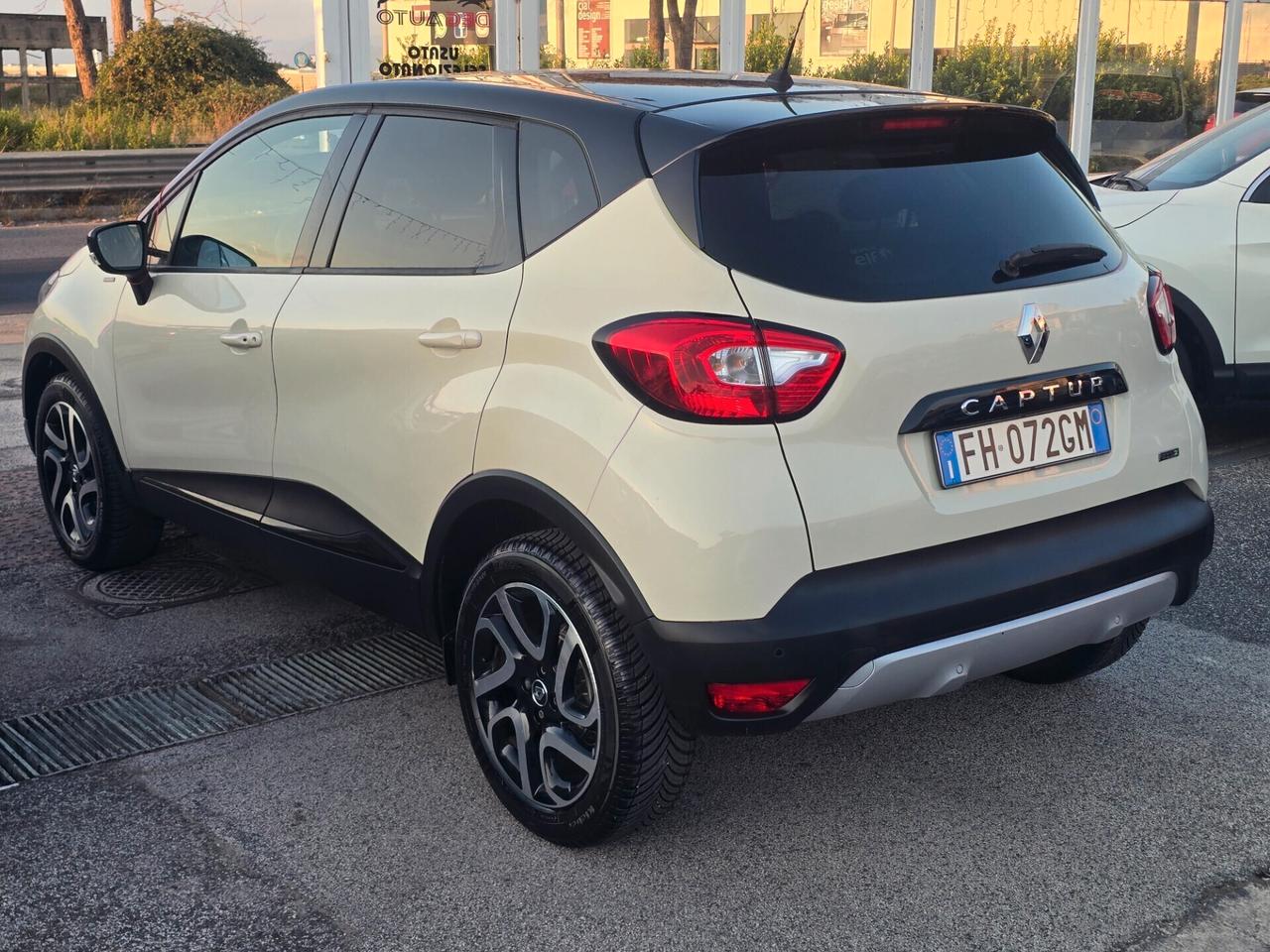 Renault Captur dCi 90CV EDC S&S Energy Intens