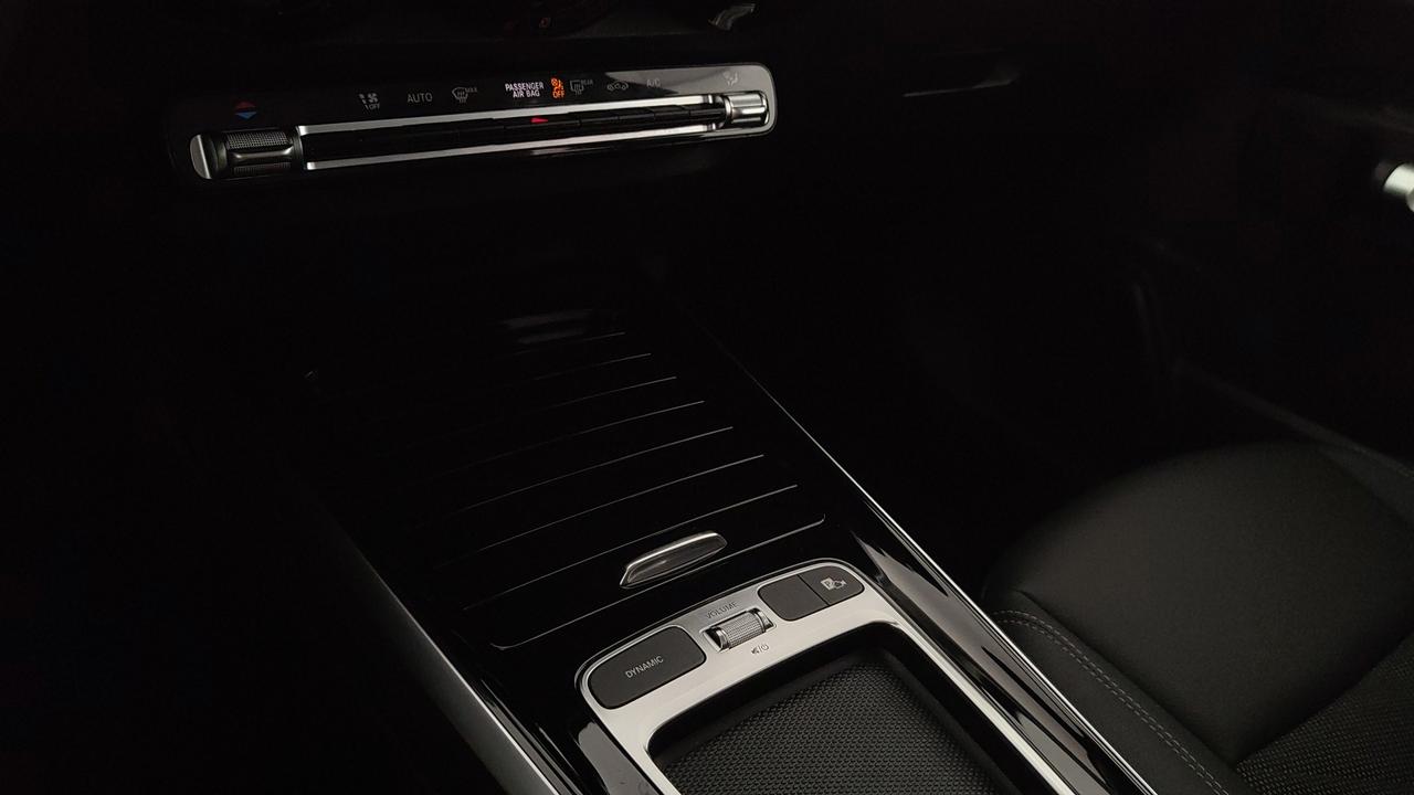 Mercedes-Benz GLB 180 d Progressive Advanced auto