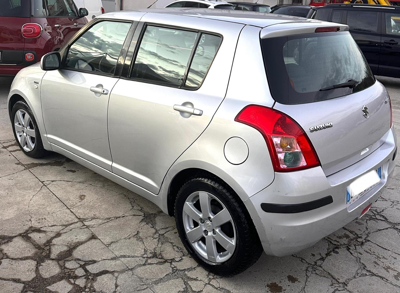 Suzuki Swift 1.3 DDiS 75CV GL Safety Pack