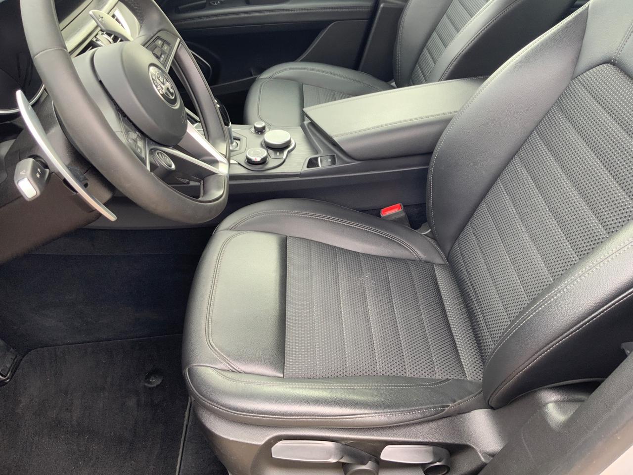 Alfa Romeo Stelvio 2.2 Turbodiesel 210 CV AT8 Q4 Executive