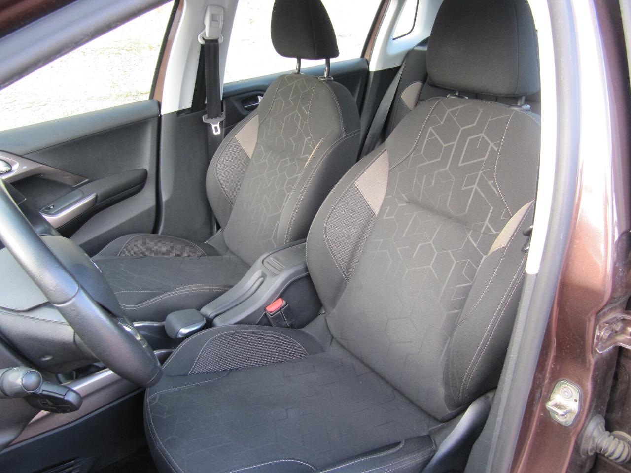 Peugeot 2008 1.2 VTi 82CV Active - BENZINA