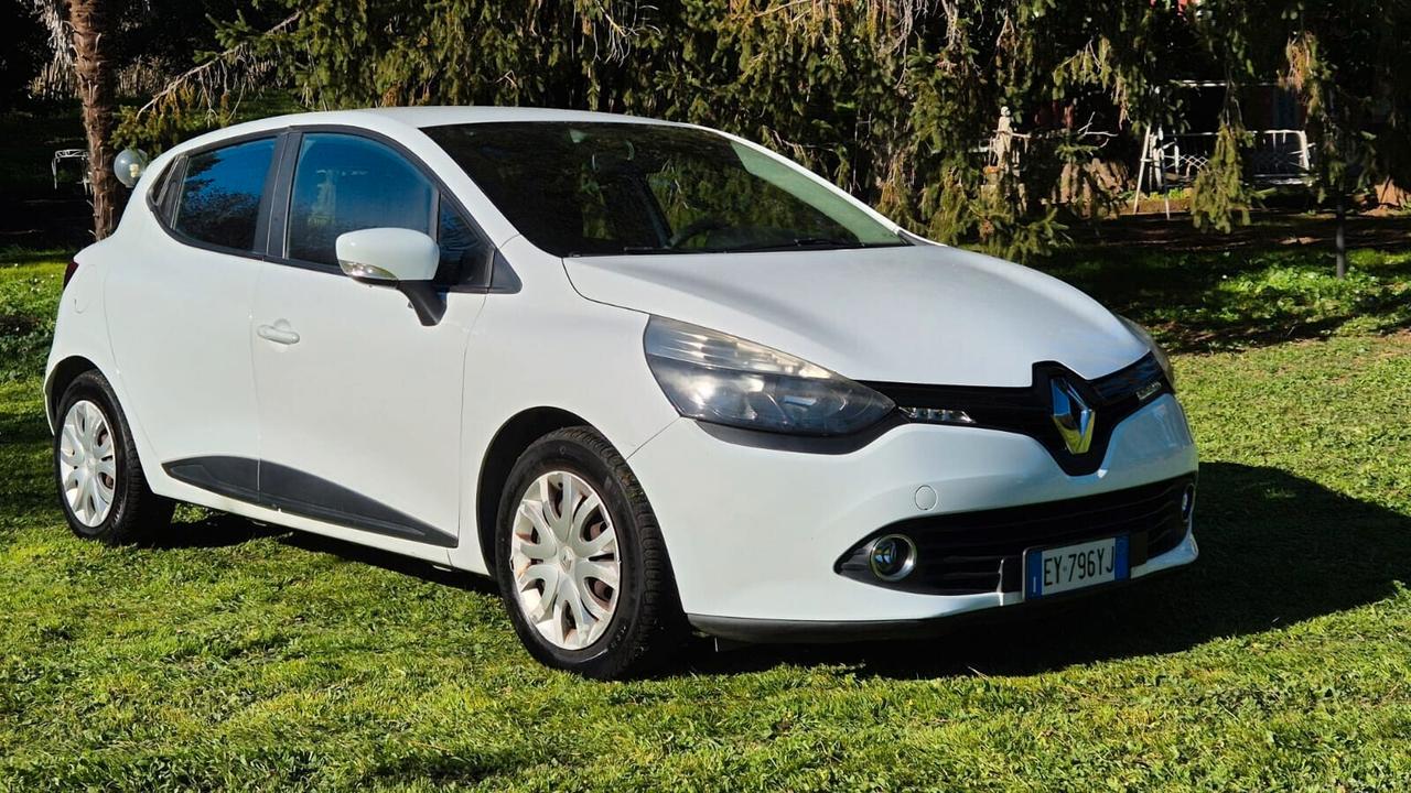 Renault Clio 1.2 75CV 5P 98.000KM Perfetta Neop LEGGI TESTO