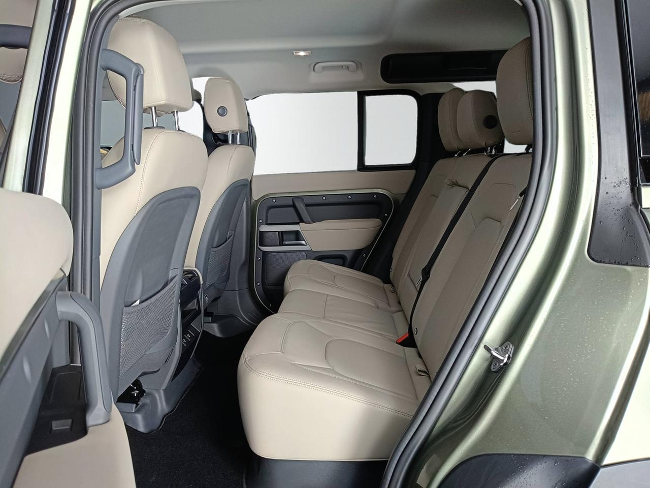 LAND ROVER Defender 110 3.0d i6 mhev X-Dynamic SE awd 200cv auto