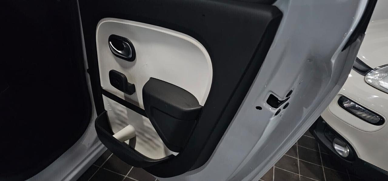 NUOVA RENAULT TWINGO INTENS TCe 0.9 BENZ 92CV