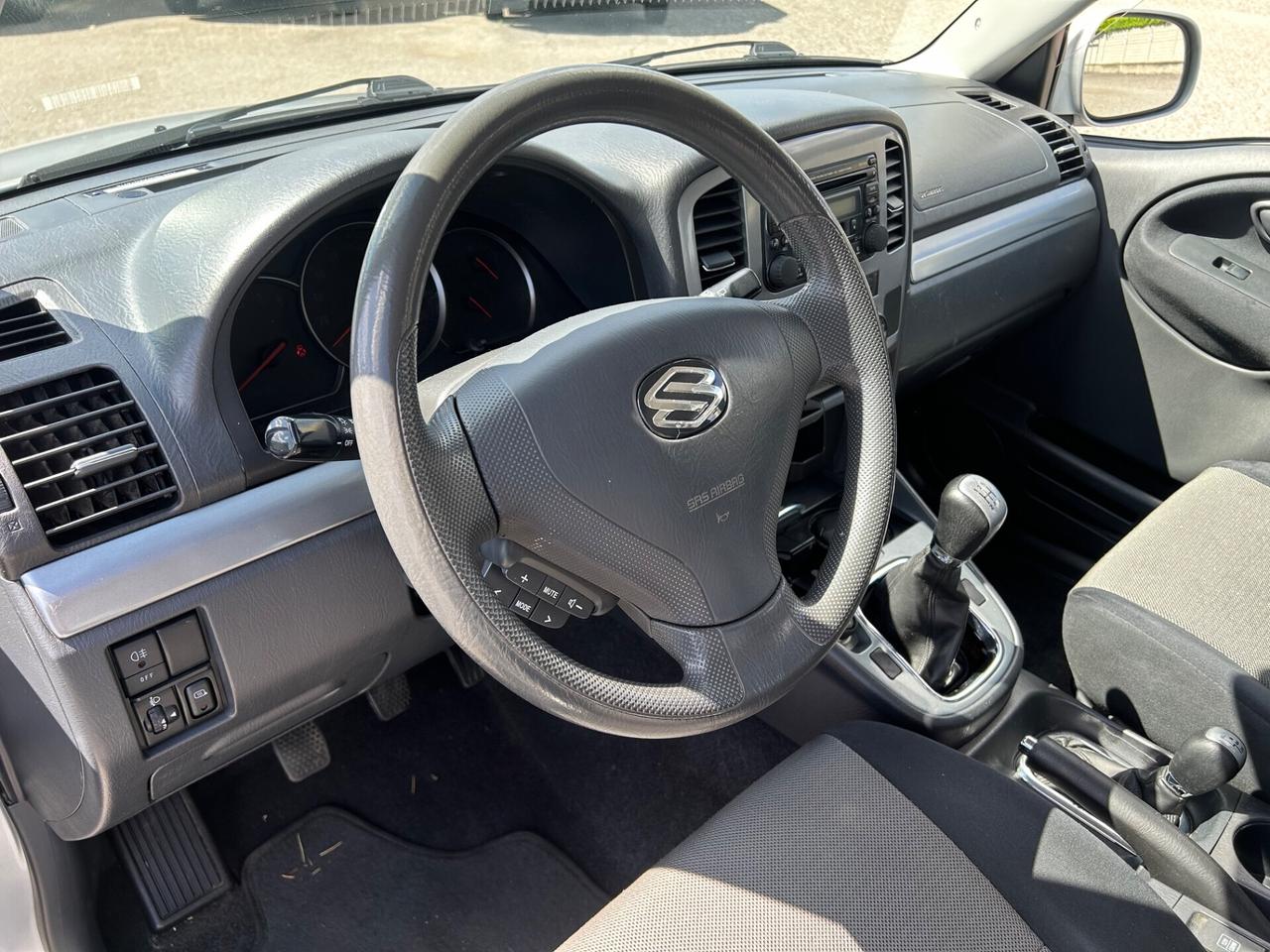 Suzuki Grand Vitara 1.6i 16V cat 3 porte