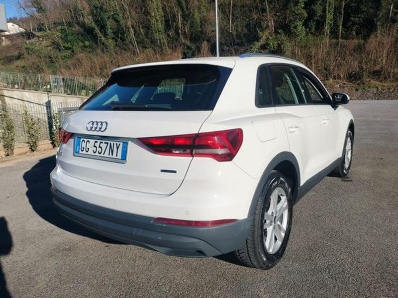 Audi Q3 35 TDI quattro S tronic Business