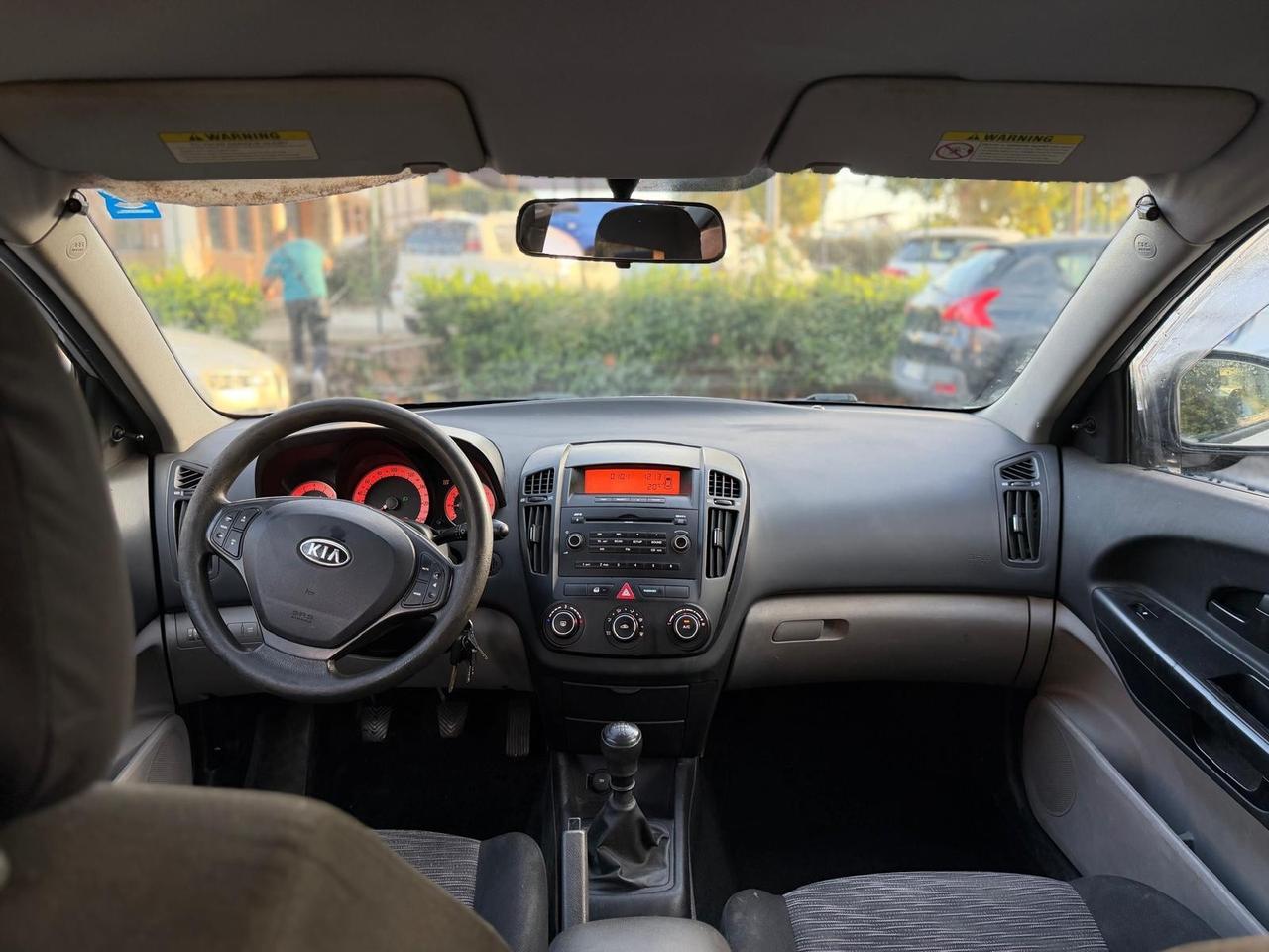 Kia Ceed 1.4GPL COM GANCIO TRAINO
