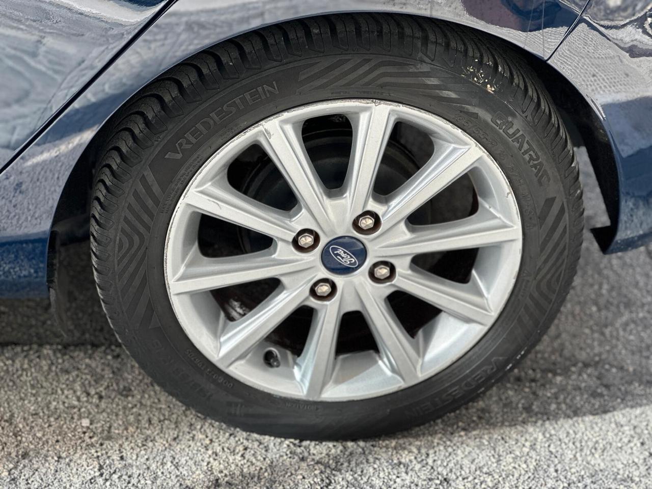 Ford Fiesta 1.1 75 CV GPL 5p. Titanium