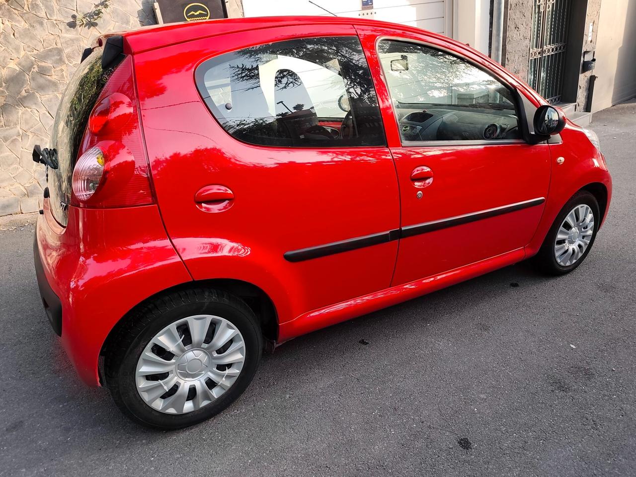 Peugeot 107 1.0 68CV 5p. 2008