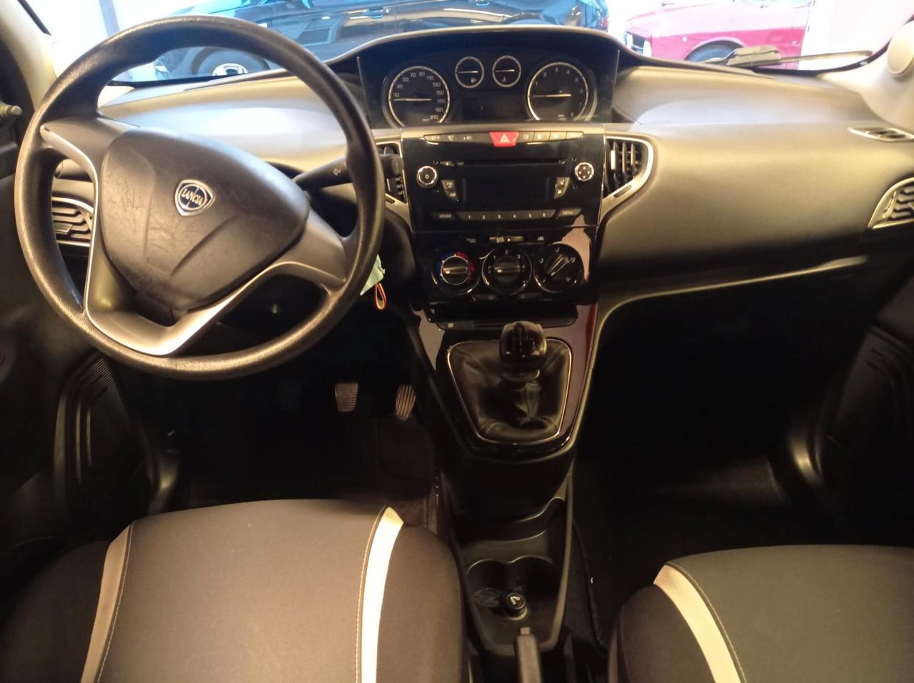 Lancia Ypsilon 1.2 69 CV 5 porte GPL Ecochic Elefantino