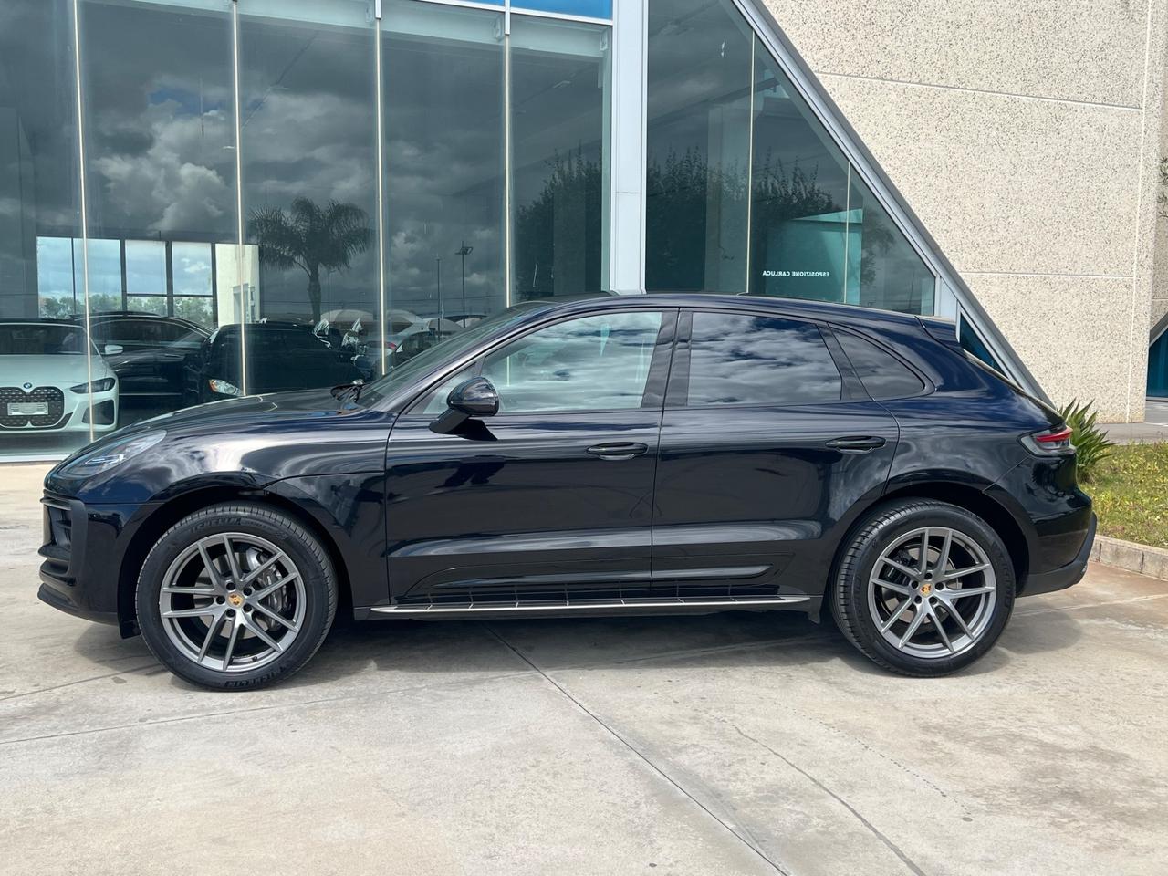 Porsche Macan 2.0 265cv pdk - Iva Esposta