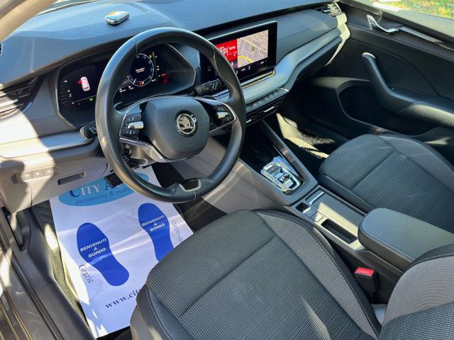 SKODA Octavia 2.0 TDI EVO SCR DSG Wagon Executive