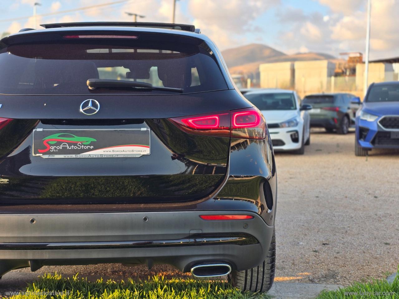 MERCEDES-BENZ GLA 220 d Automatic AMG Premium TETTUCCIO