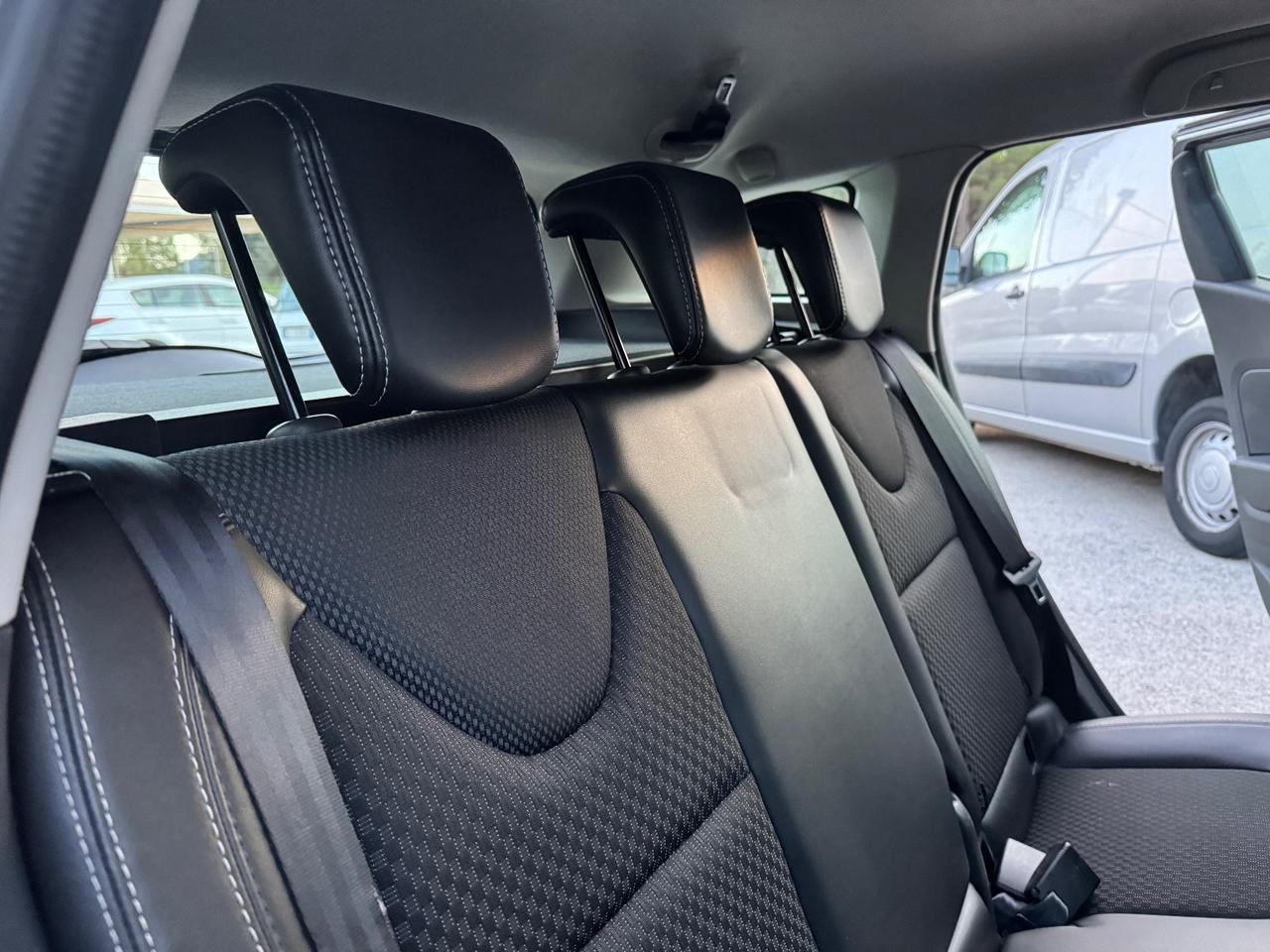 Renault Clio Sporter dCi 8V 75 CV Duel2