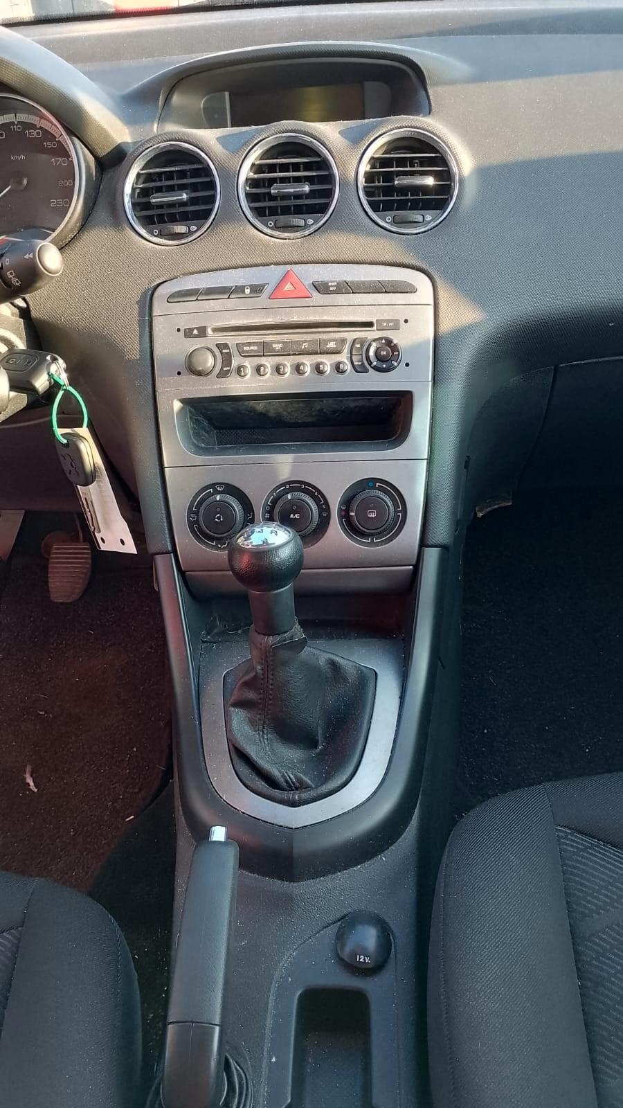 Peugeot 308 1.4 VTi 95CV 5p. Premium