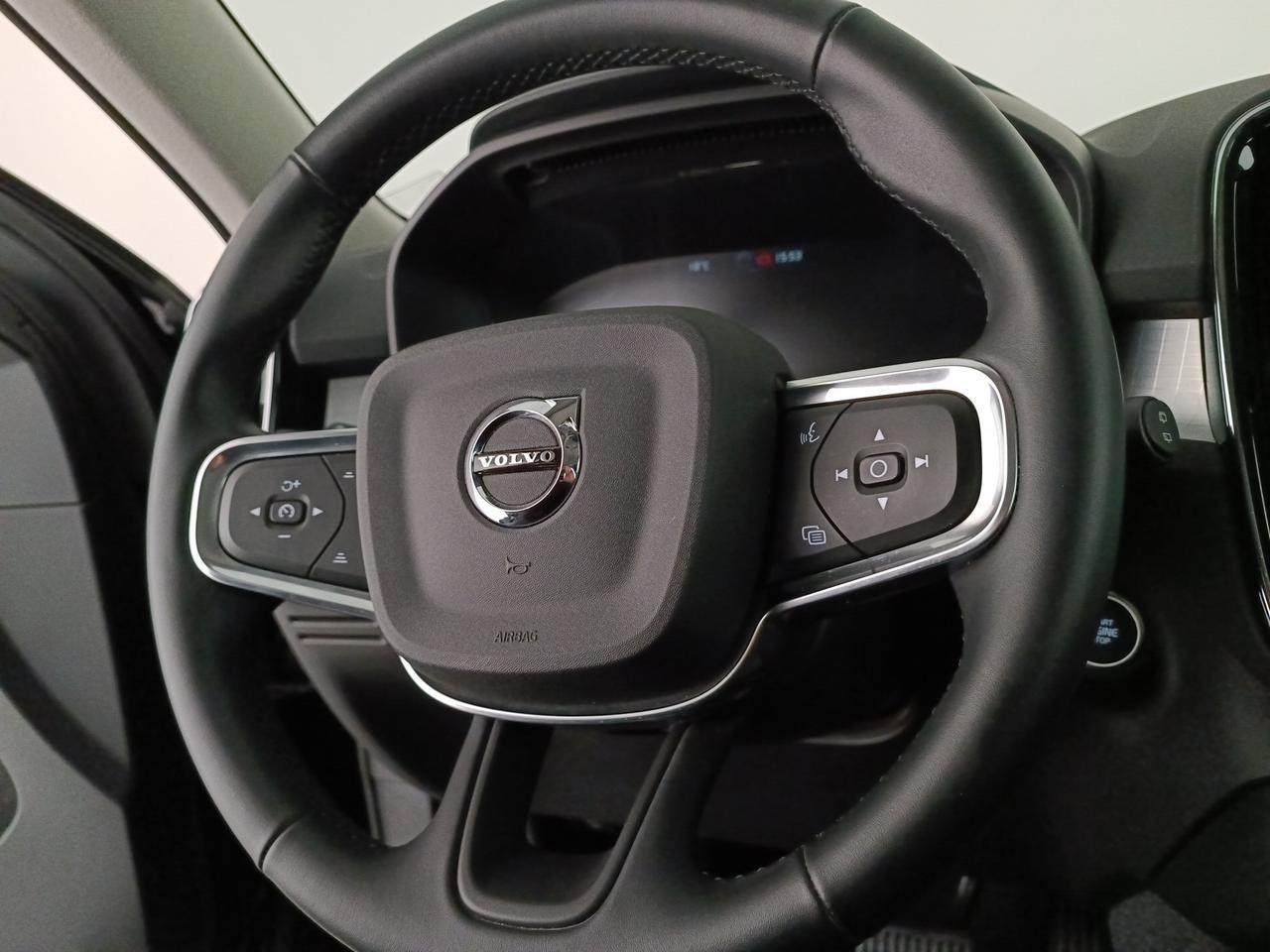 VOLVO XC40 1.5 t2 Momentum Core auto my21