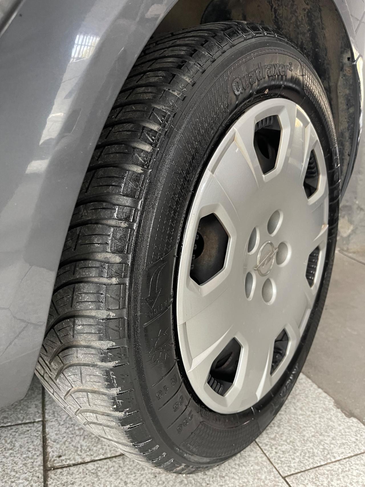 Opel Astra 1.7 CDTI 101CV 5 porte Cosmo