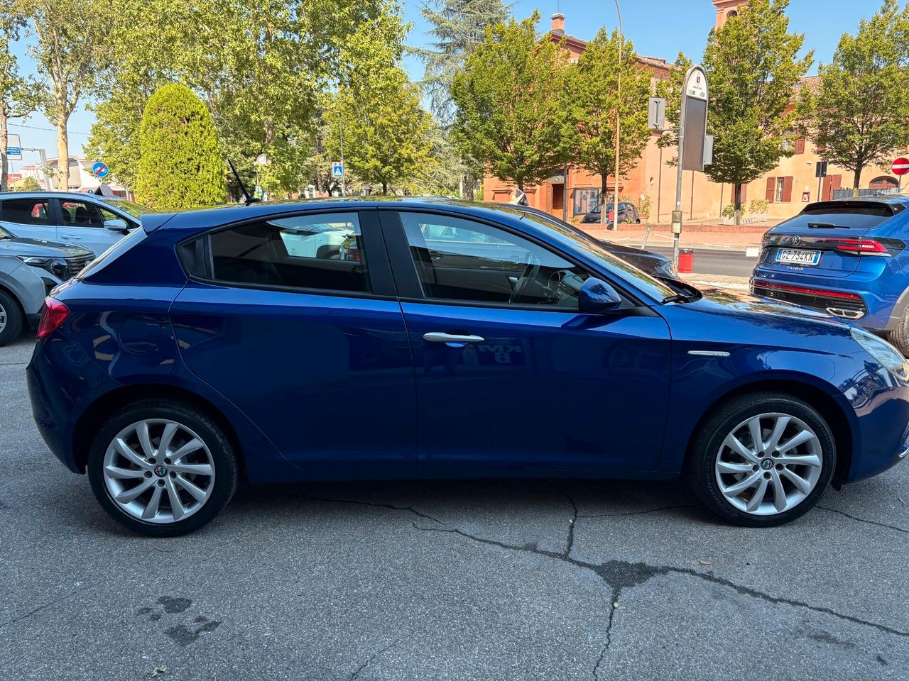 Alfa Romeo Giulietta Business 1.6 Jtd - 19.500 Km