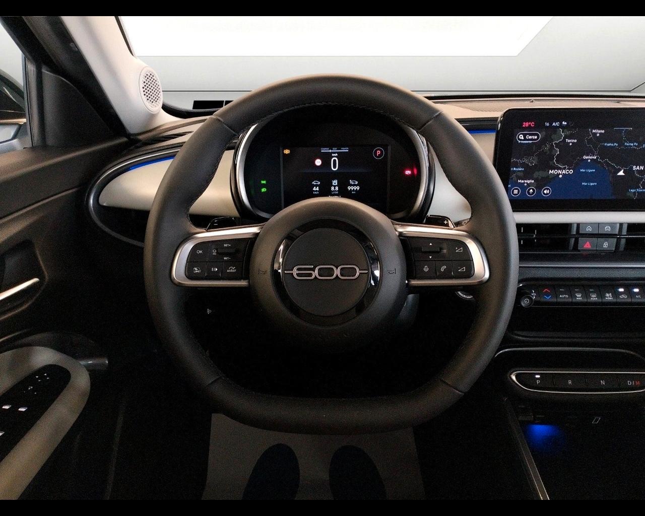 FIAT 600 (2023-->) 600 Hybrid 110 CV DCT MHEV L...