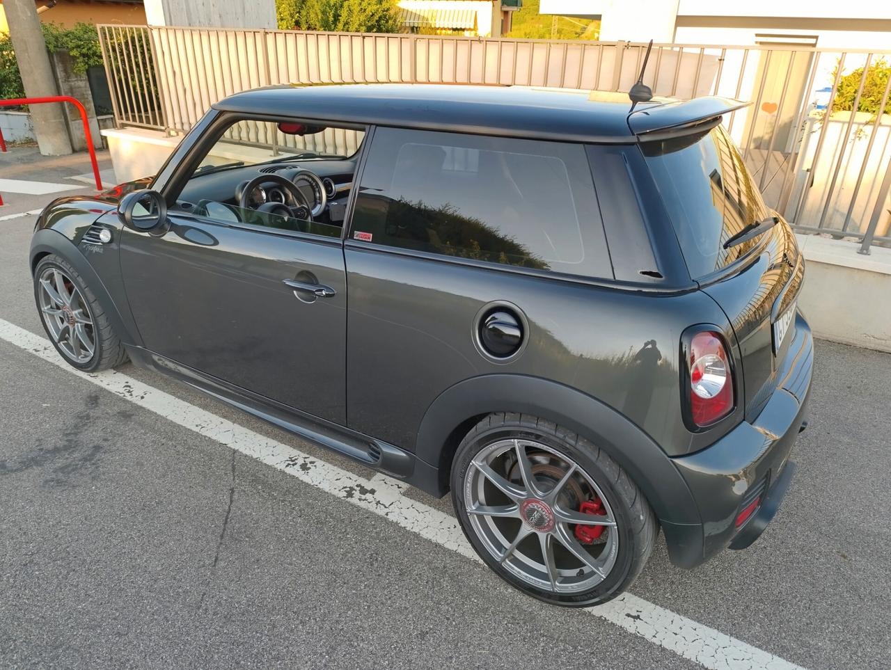 Mini John Cooper Works 211cv #GM