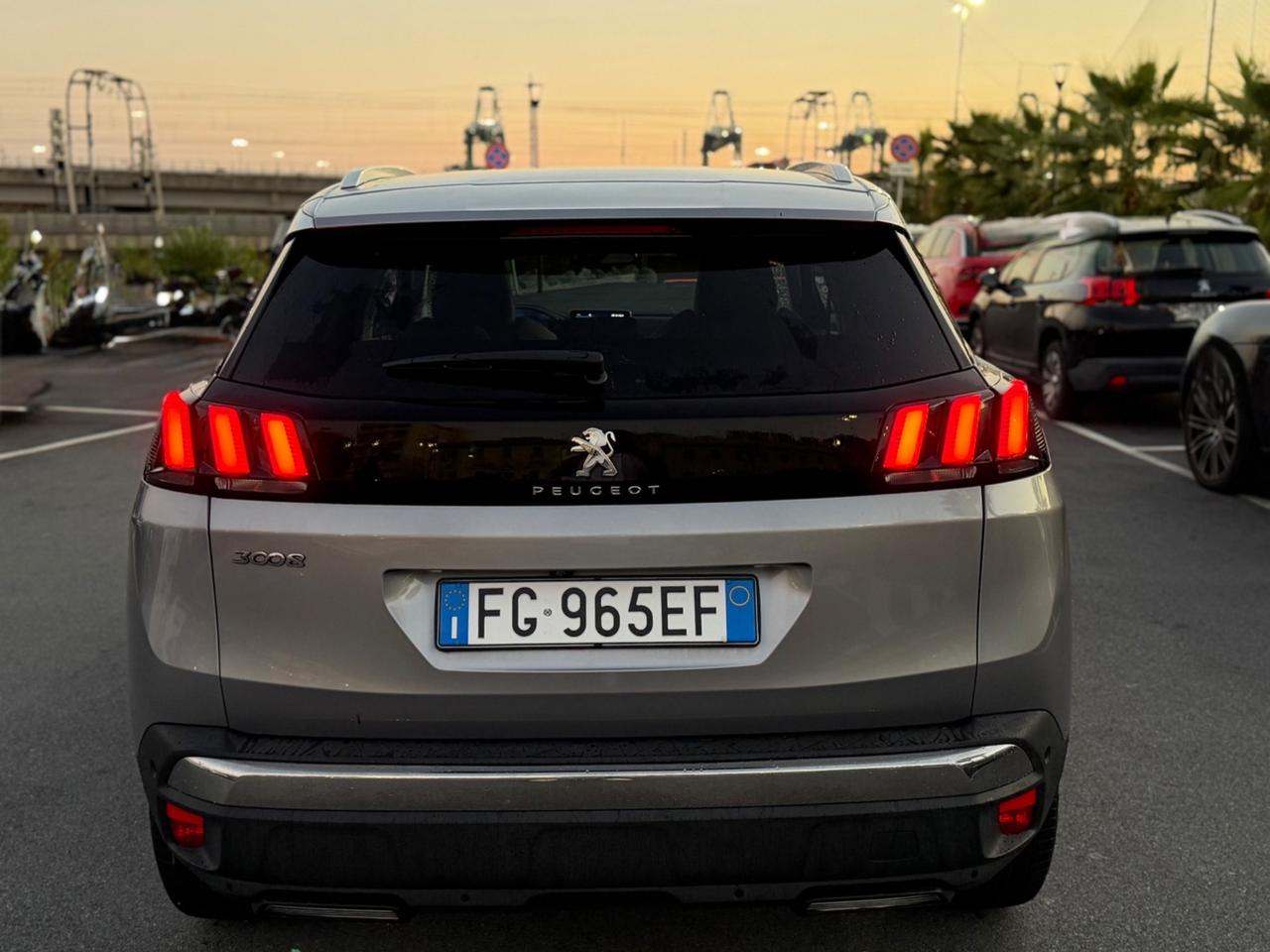 Peugeot 3008 BlueHDi 120cv - euro6 full extra