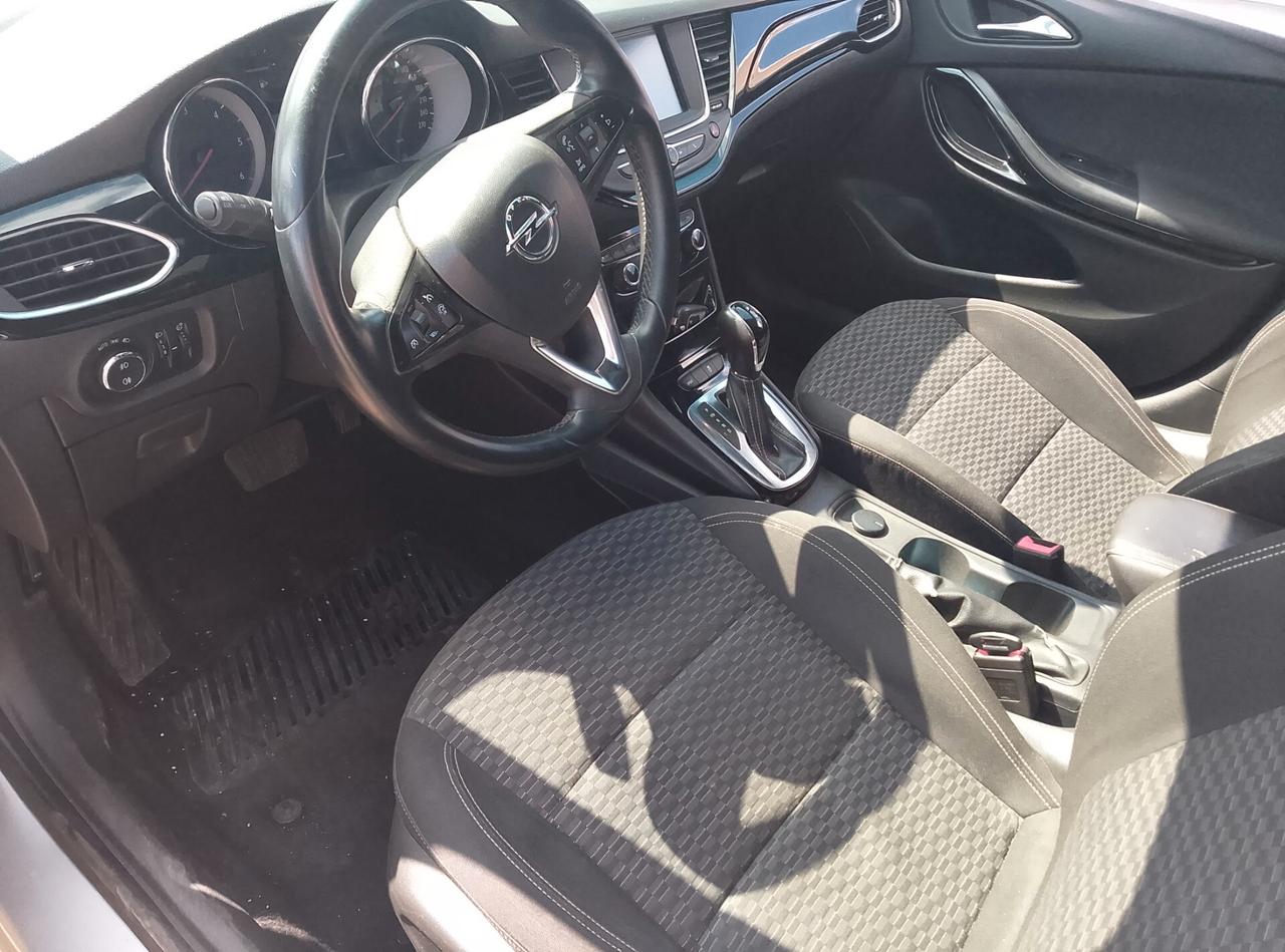 Opel Astra 16 DDT se 110 CV cambio automatico 2017