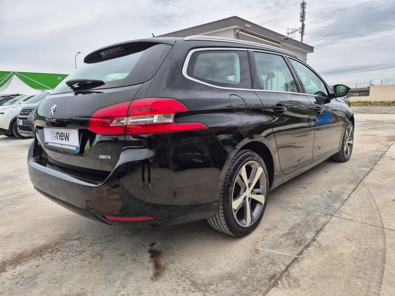 Peugeot 308 BlueHDi 120 S&S SW Allure