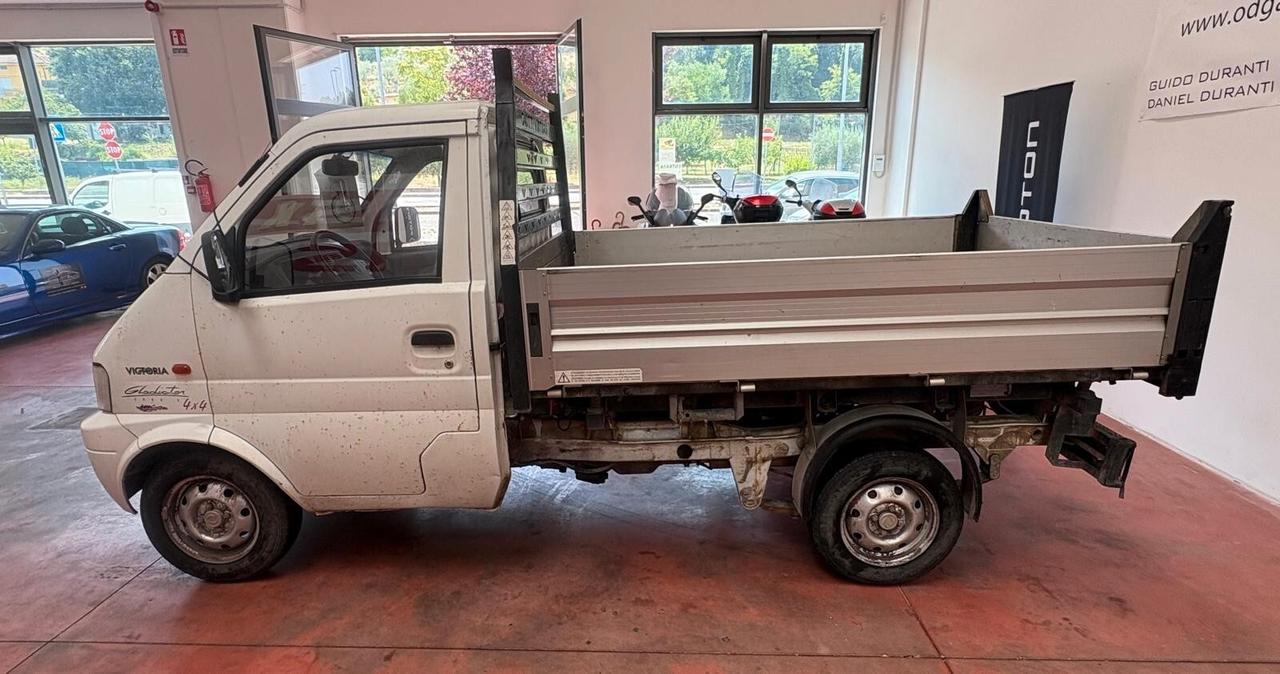 GIOTTI VITTORIA FURGONE CASSONE 4X4 benz.1.3 TRILATERALE km 102.052 certificati