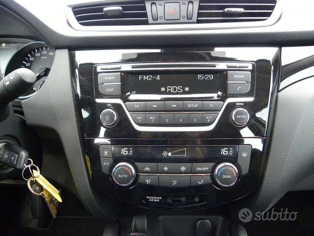 Nissan Qashqai 1.5 dCi 110cv Tekna CERCHI CLIMA CRUISE PDC MULTIFUNZIONE