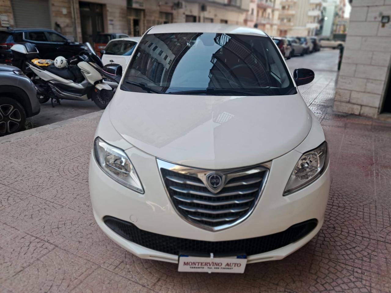 LANCIA YPSILON METANO-NEOPATENTATI-Euro5650-