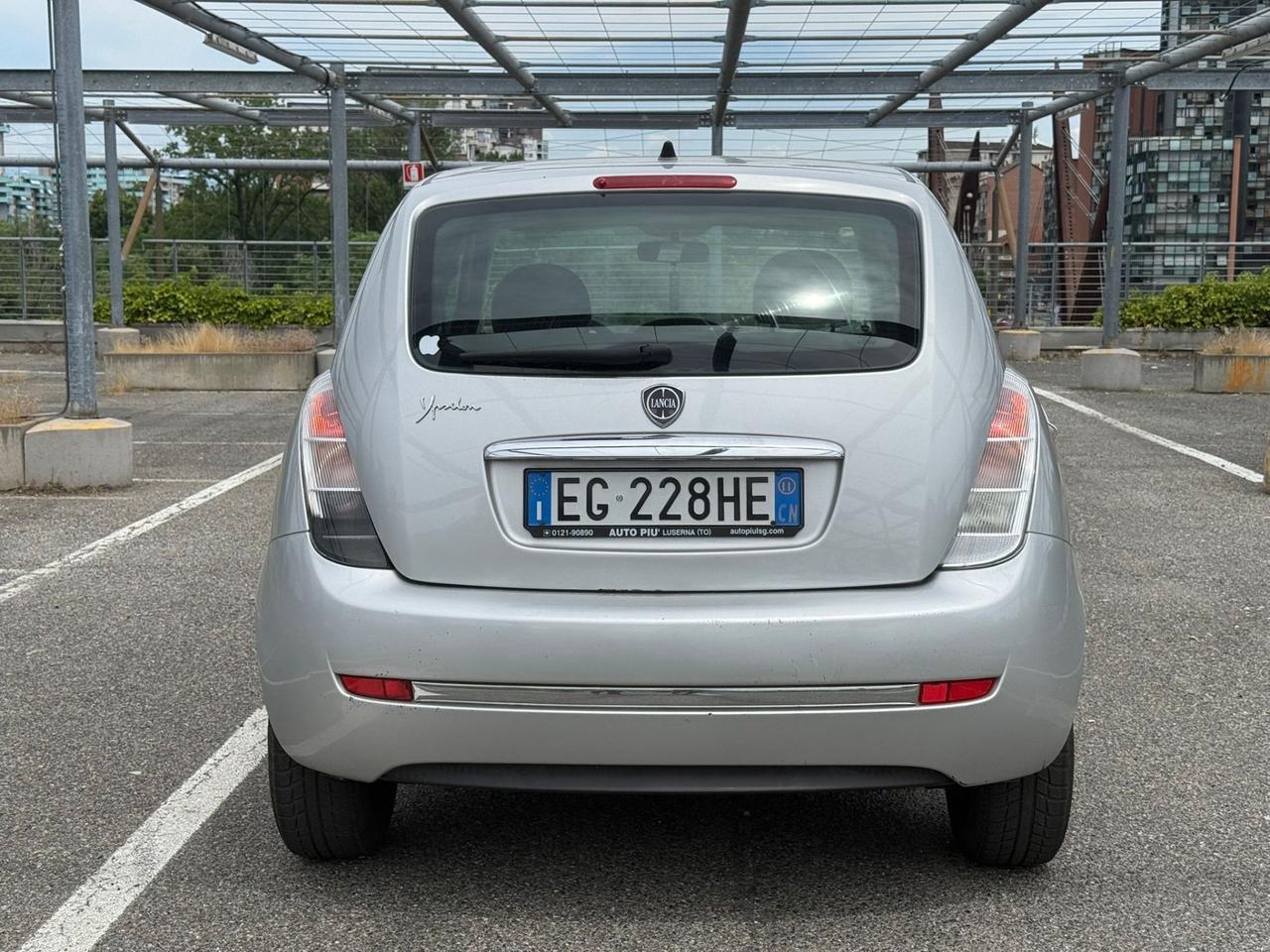 Lancia Ypsilon 1.3 MJT 75 CV Elle