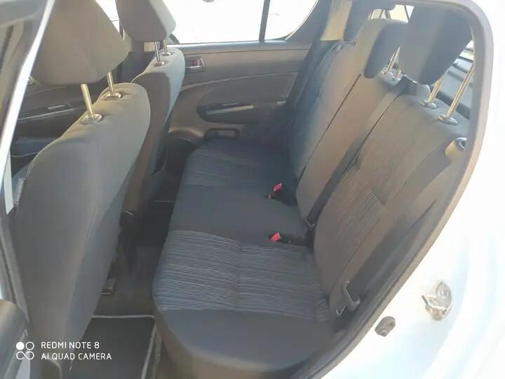 Suzuki Swift 1.2 VVT 5 porte B-Cool