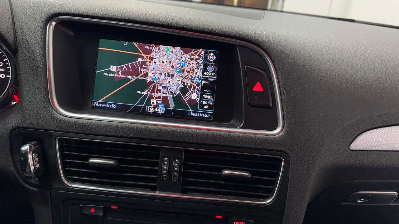 Audi Q5 2.0 TDI 170CV quattro Plus-2012