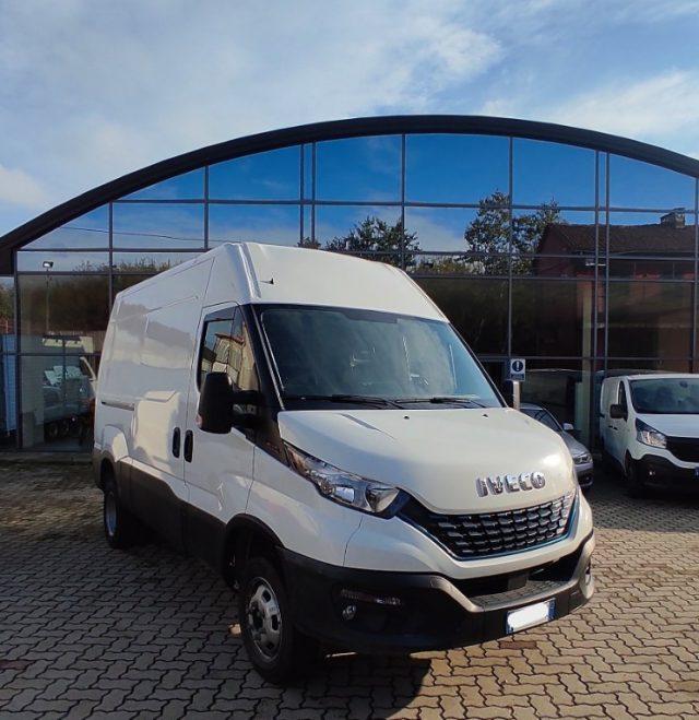 IVECO DAILY 3.0 METANO 35C14N NV 3520. H2 BLUE P. QUAD-