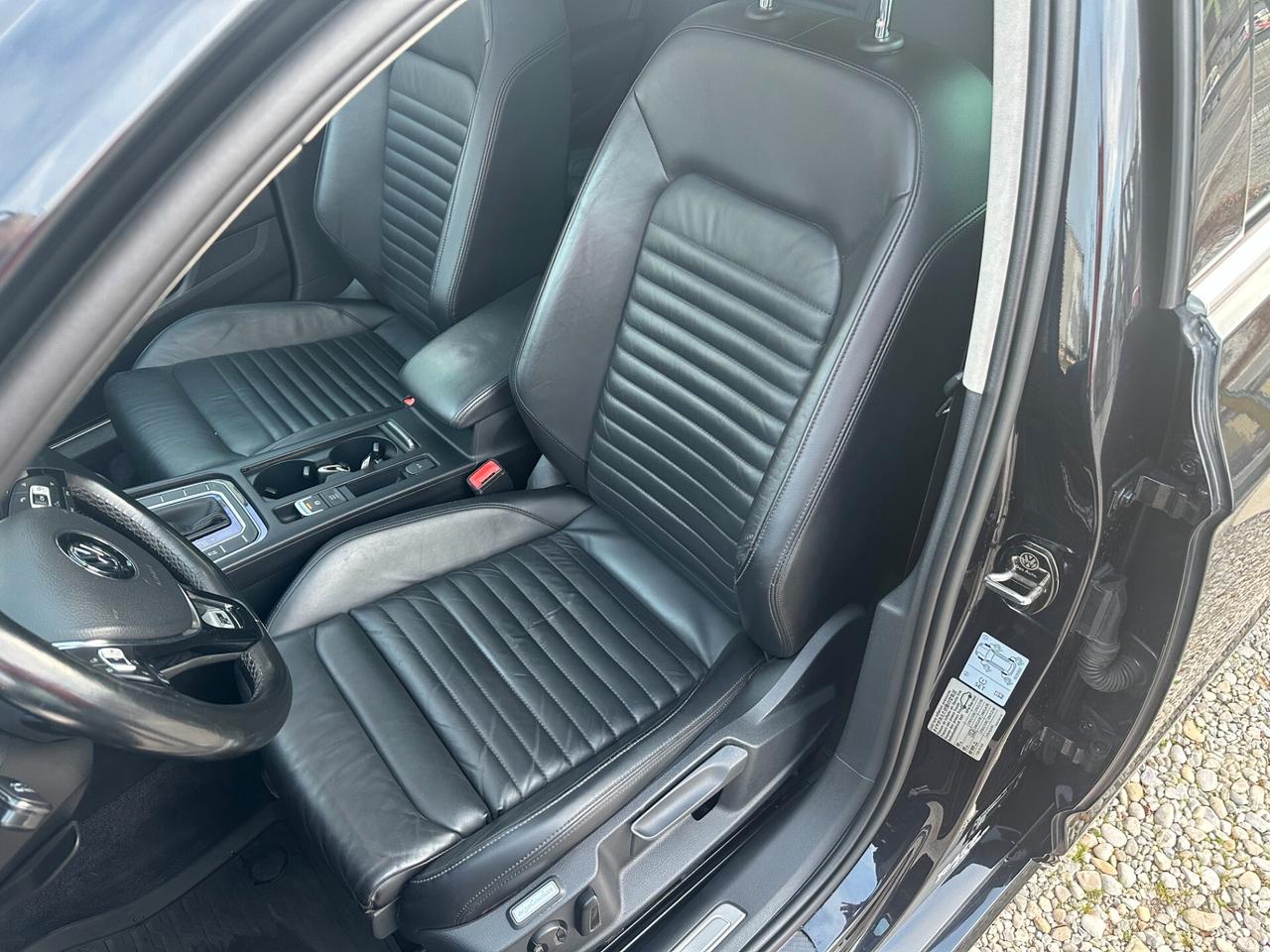 Volkswagen Passat Variant 2.0 TDI 190 CV 4MOTION DSG Highline BMT