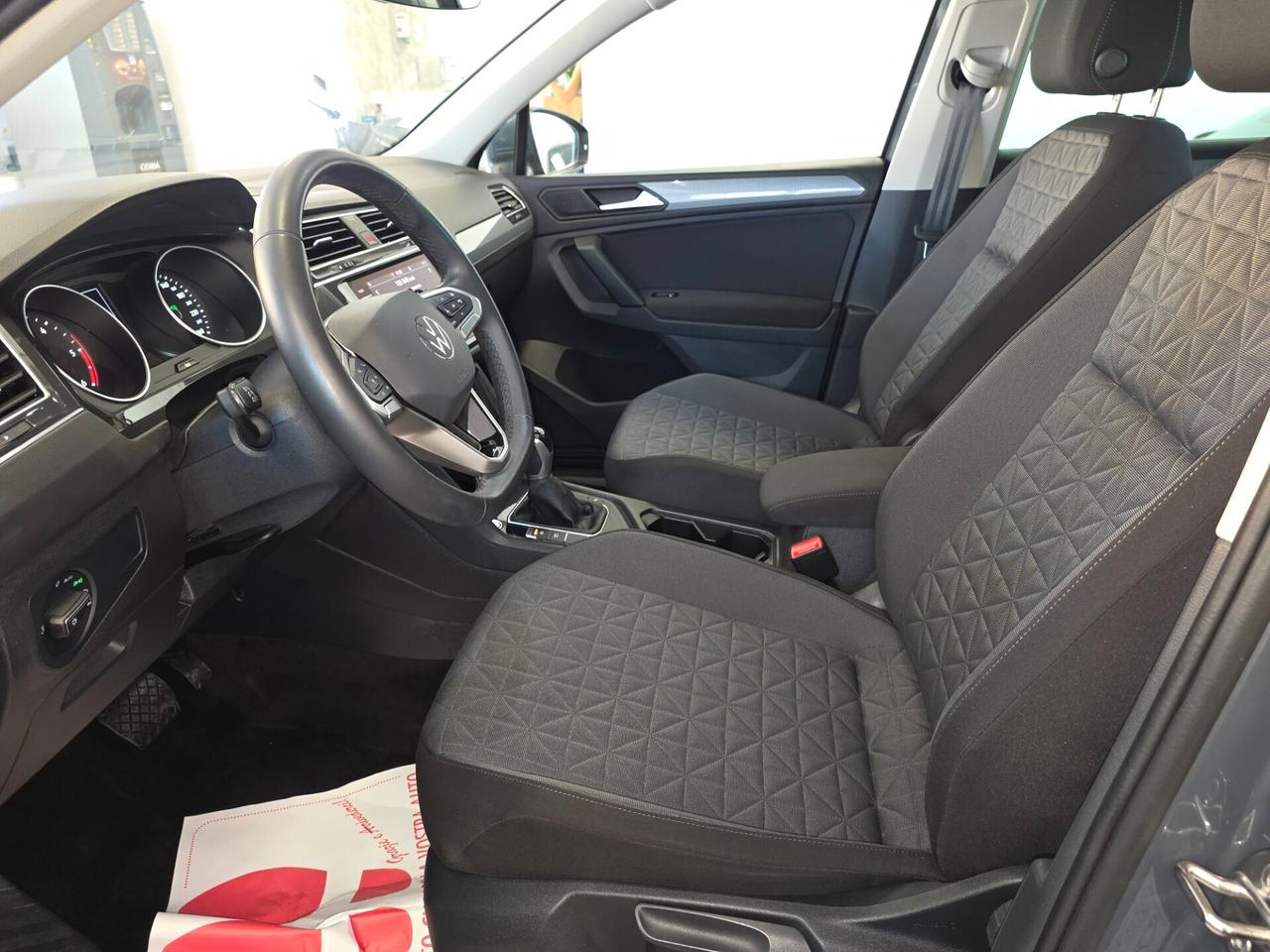 Volkswagen Tiguan 2.0 TDI 150 CV SCR DSG R-Line