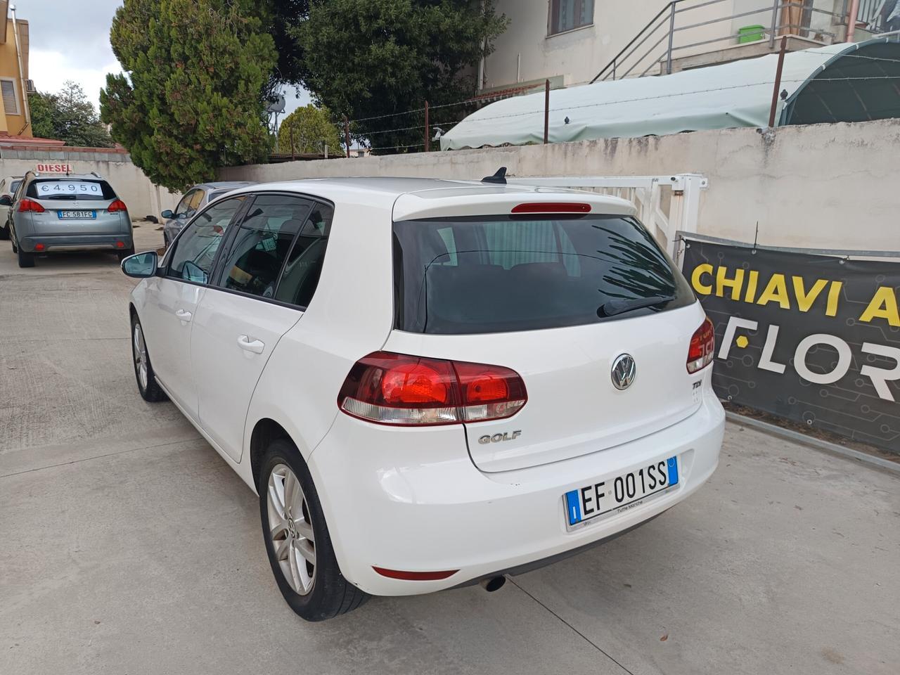 Volkswagen Golf 1.6 TDI DPF 5p. Highline