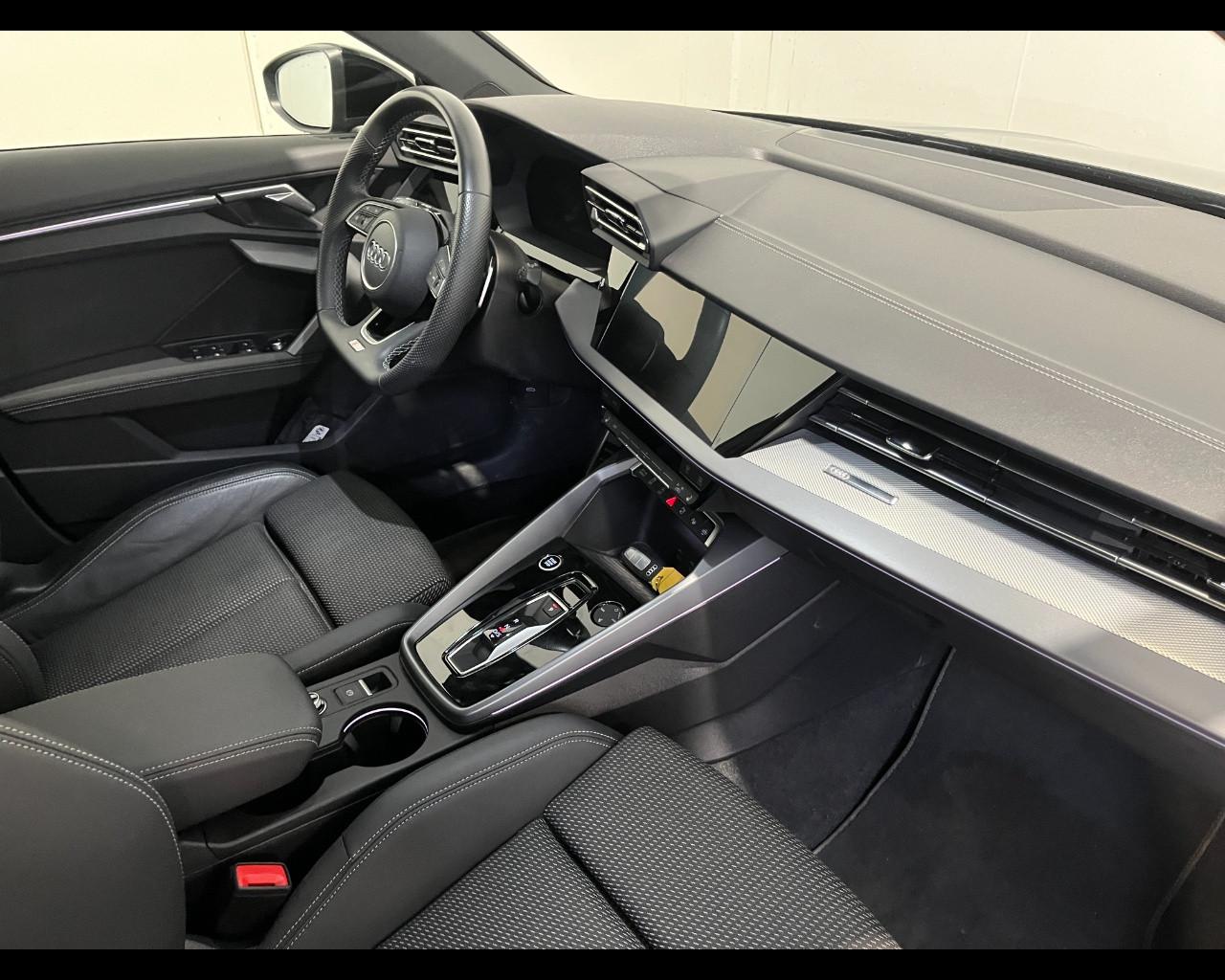 AUDI A3 SPORTBACK 35 TDI S-TRONIC S-LINE EDITION