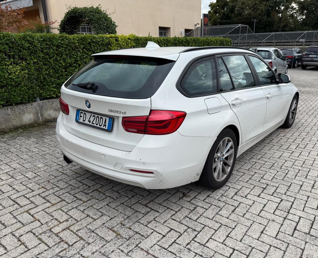 Bmw 320D + doppio tetto panoramico