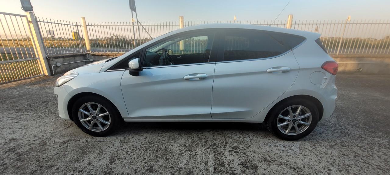 Ford Fiesta 1.0 Ecoboost Hybrid 125 CV 5 porte Titanium